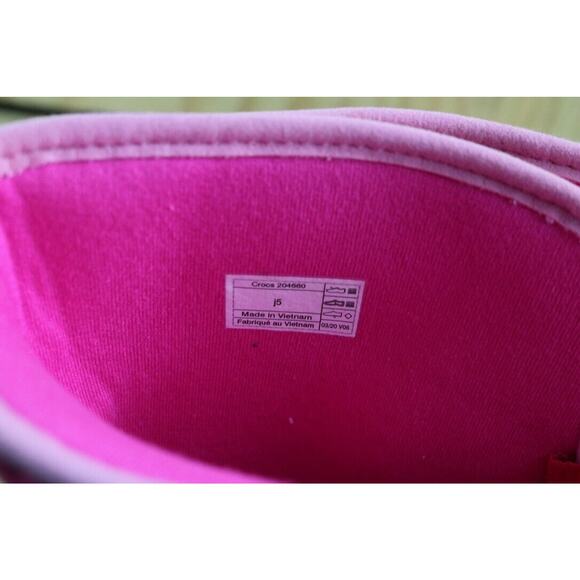 New Crocs Boots Womens 7 Pink Lodgepoint Snow Mid Calf Boot J5 - Picture 7 of 8